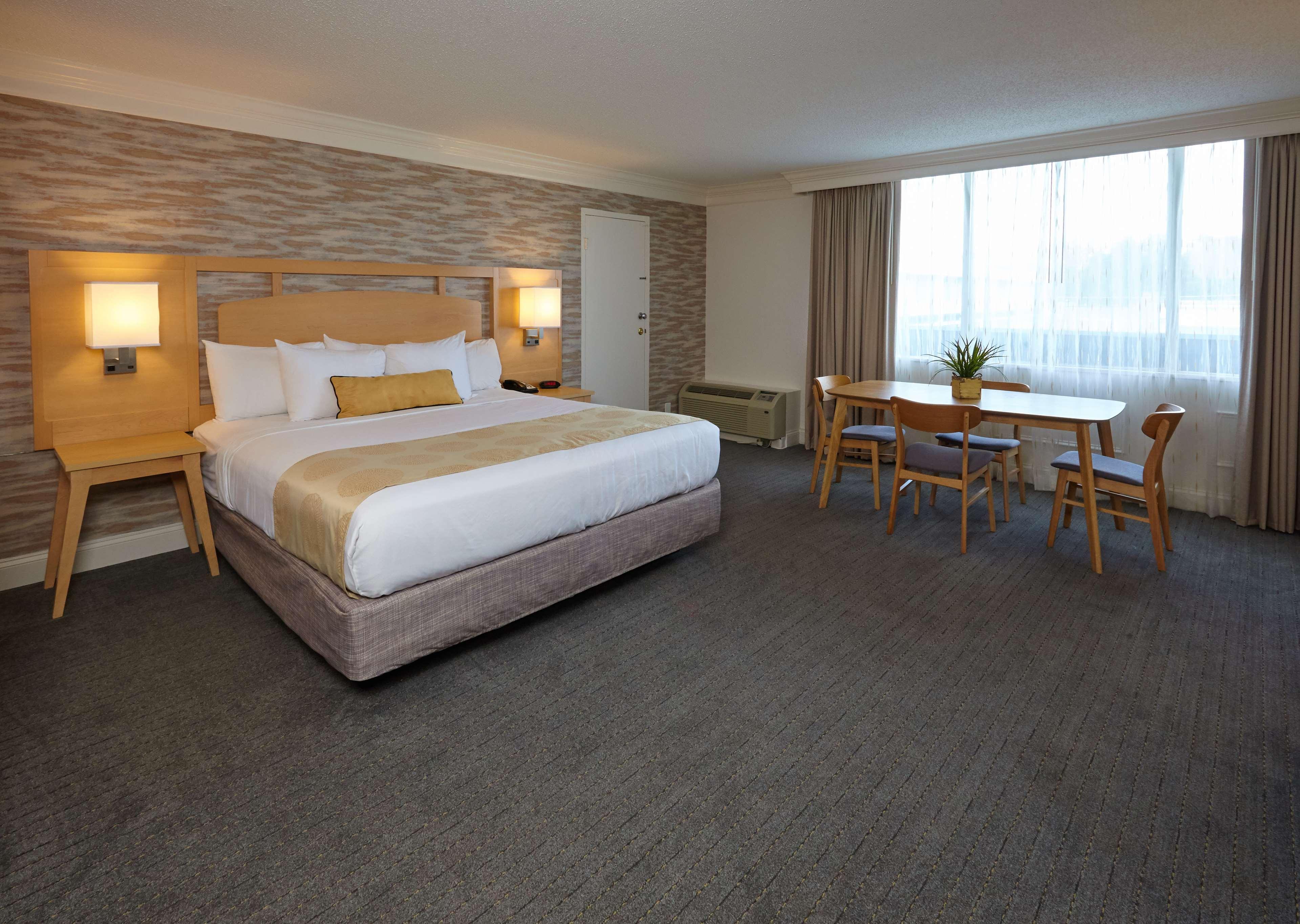 Best Western Plus University Inn Вінстон-Сейлем Екстер'єр фото