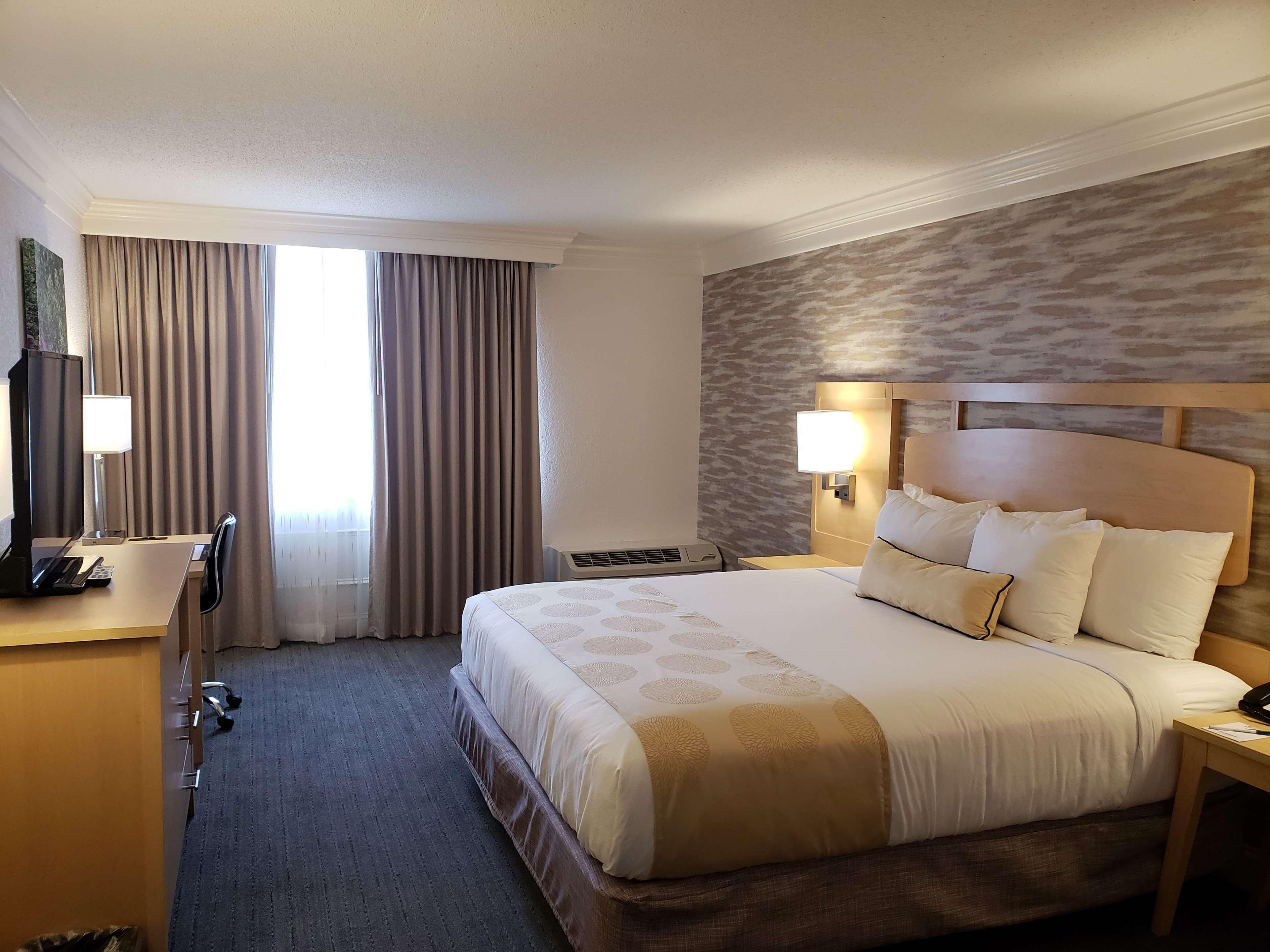 Best Western Plus University Inn Вінстон-Сейлем Екстер'єр фото