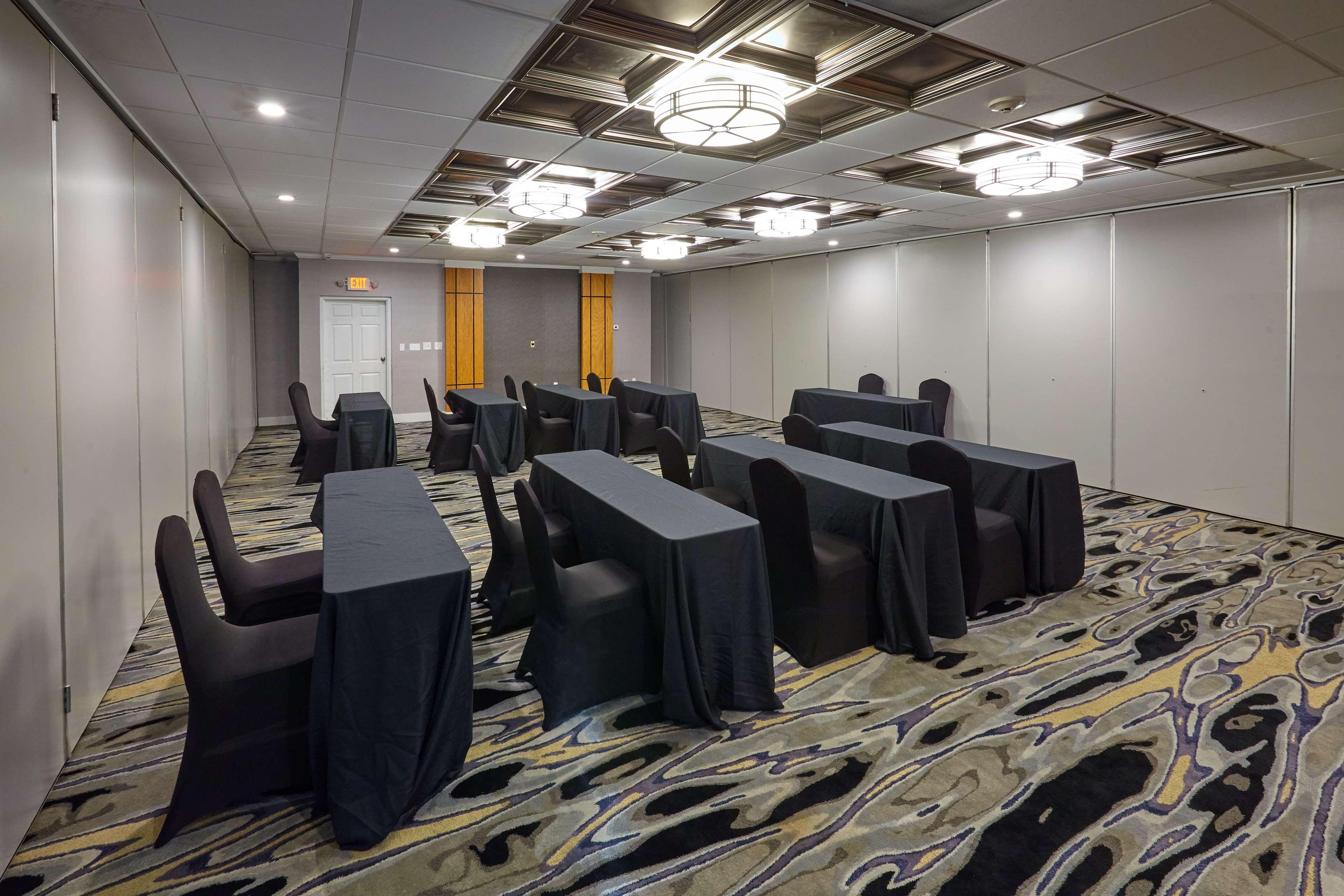 Best Western Plus University Inn Вінстон-Сейлем Екстер'єр фото