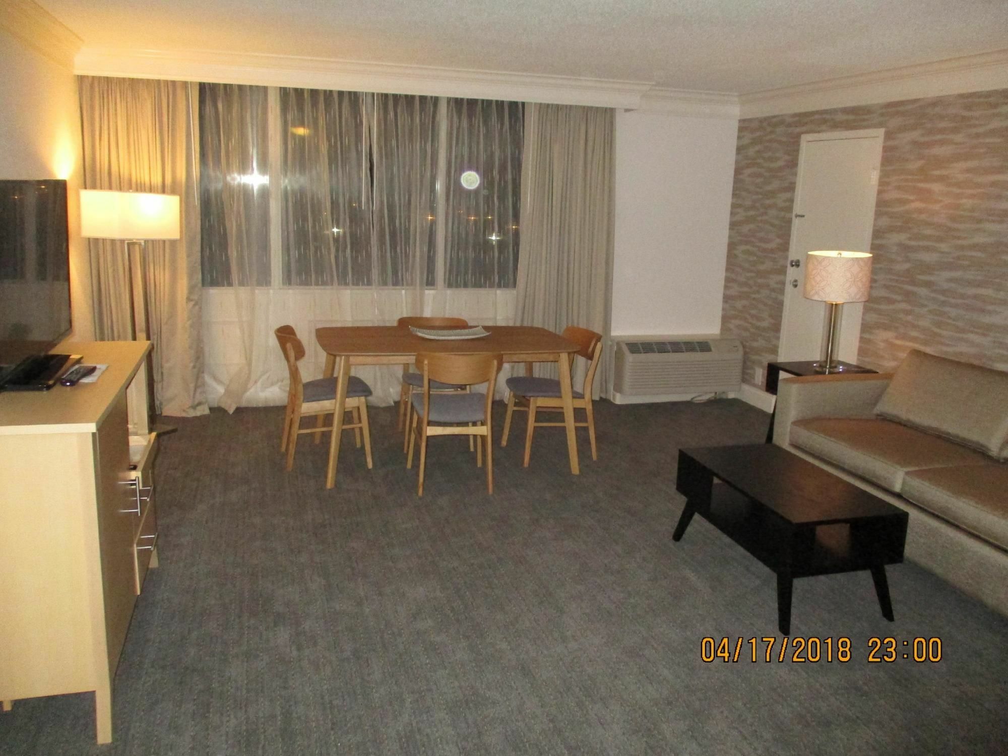 Best Western Plus University Inn Вінстон-Сейлем Екстер'єр фото